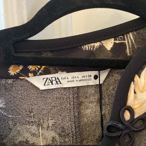 Mini Oriental style dress - Picture 3 of 5